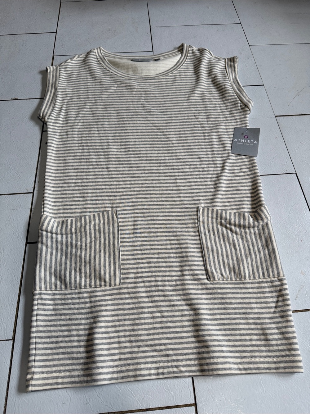 Athleta Short Sleeve Striped Pocket Tunic - Cream & Gray CAJA # 1 F